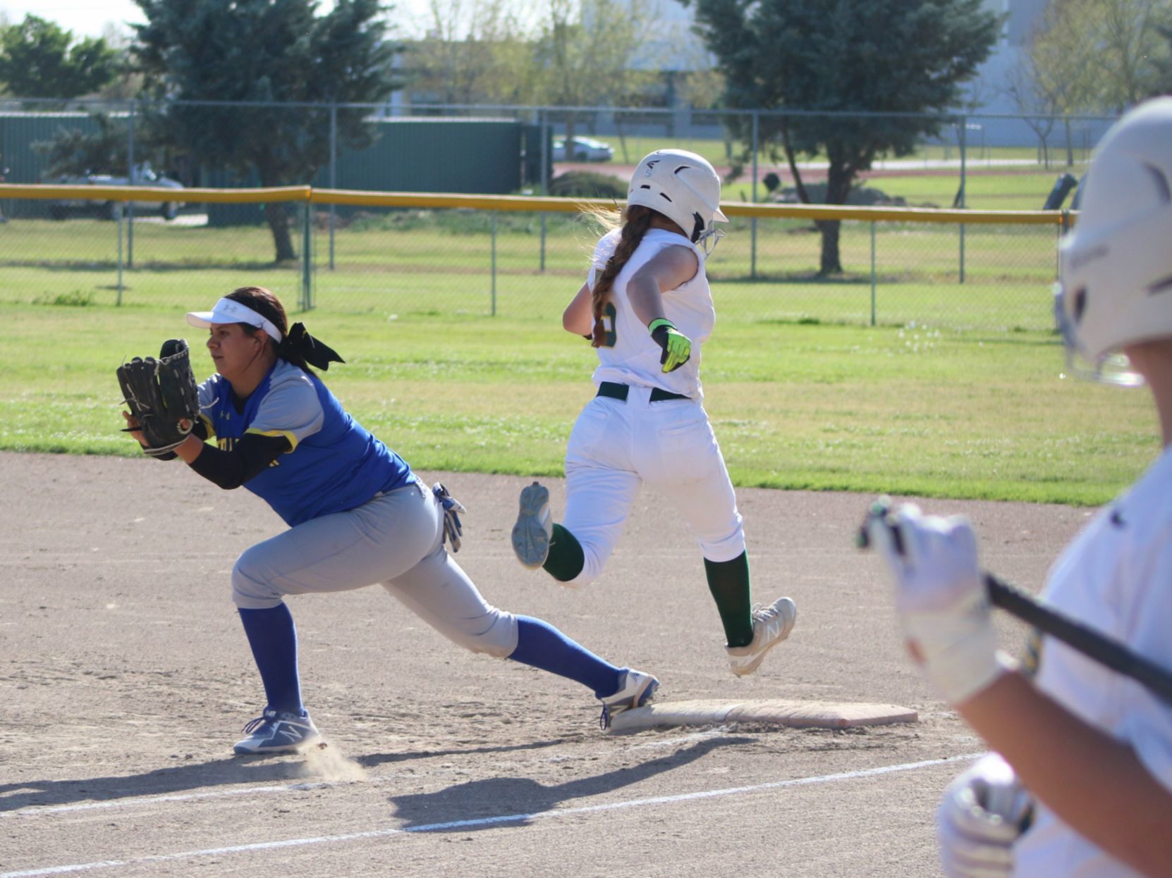 Golden Bears walk it off!